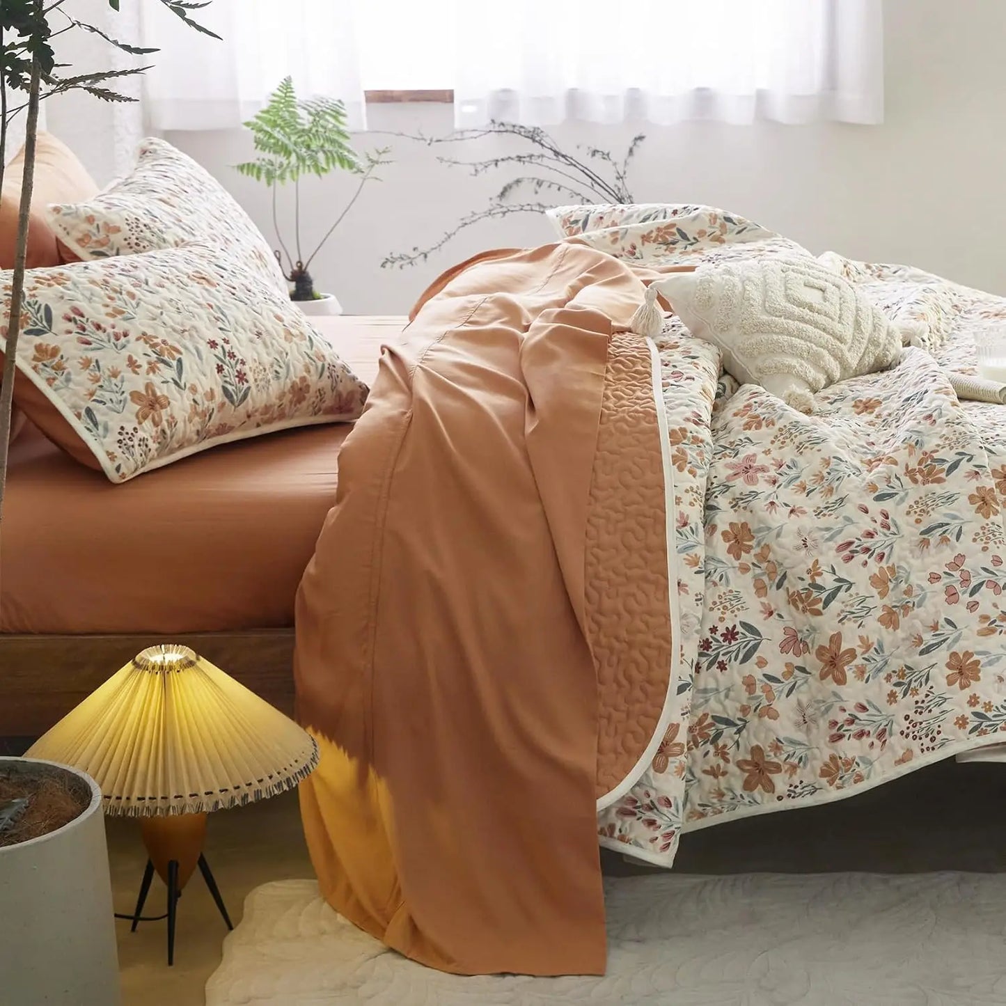 Floral Quilt Set 3 Piece Reversible Lightweight Bedspread Coverlet