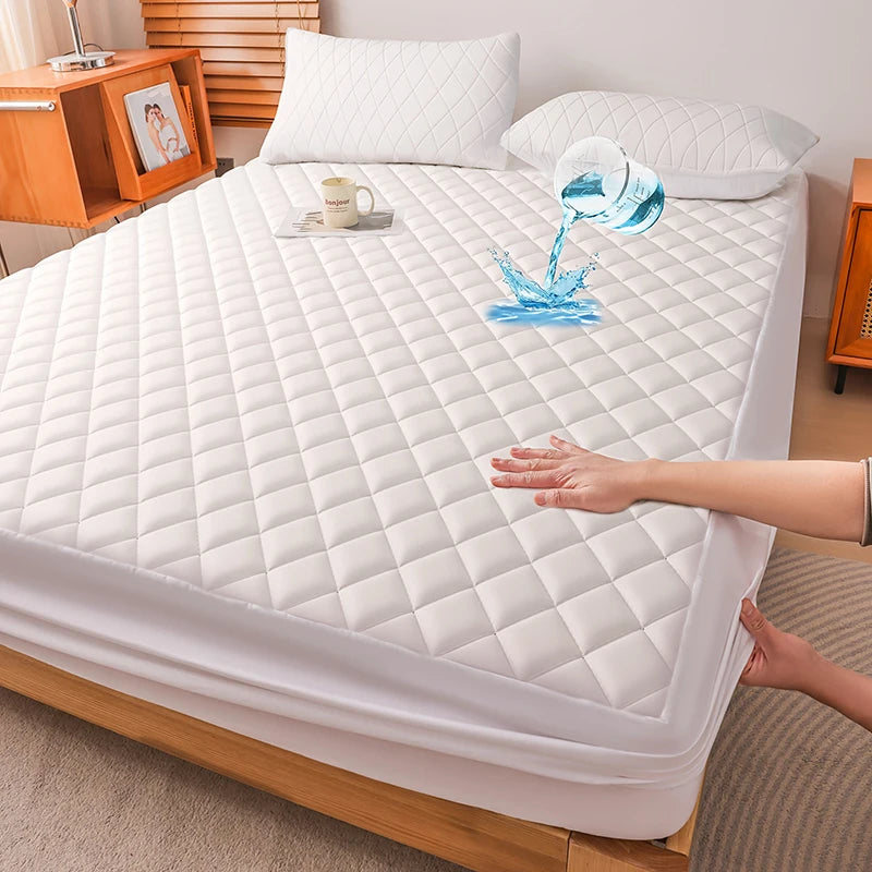 HGETVE Waterproof Mattress Protector Cooling Breathable Cover