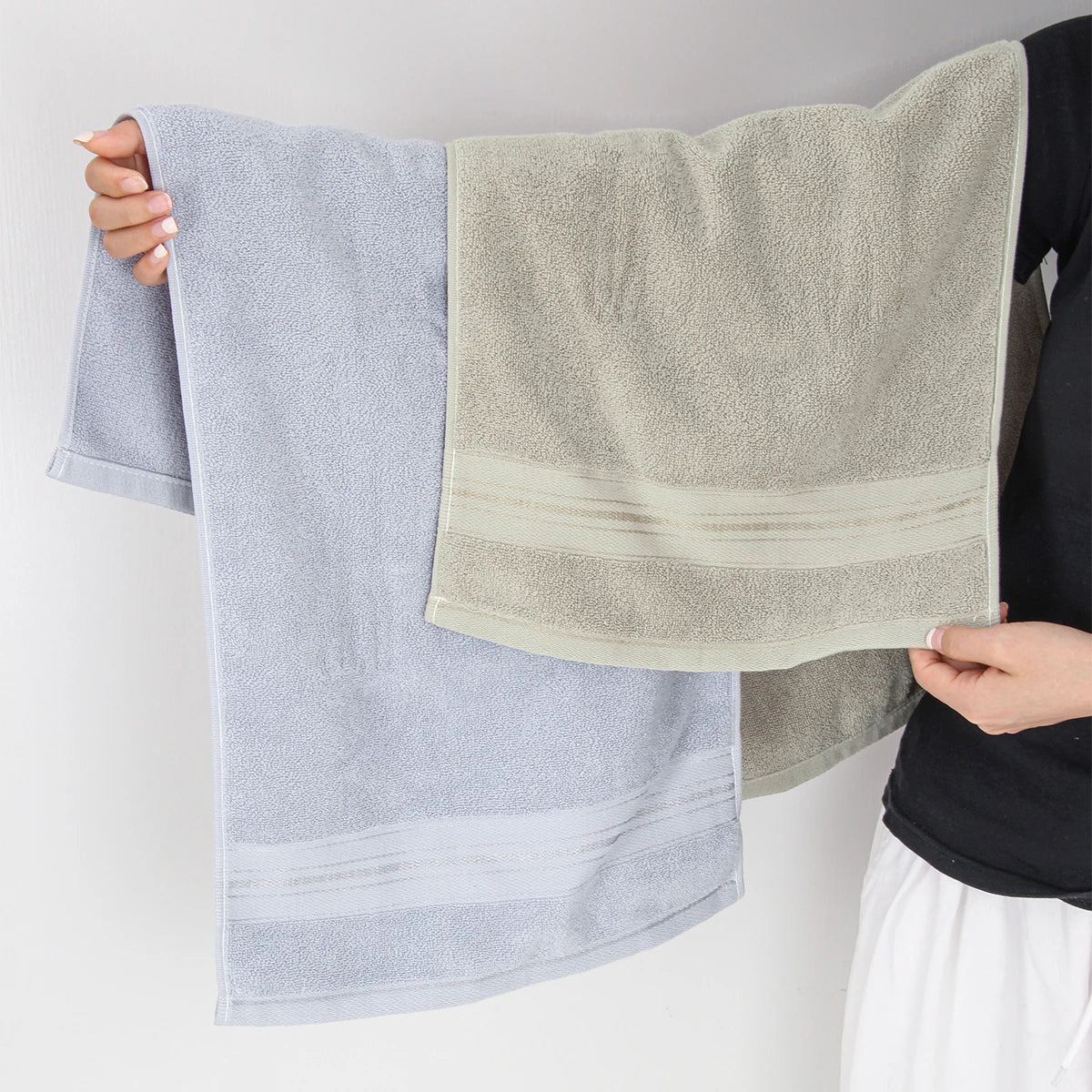 Luxury Cotton 4 Piece Bath Towel Set With Washcloths