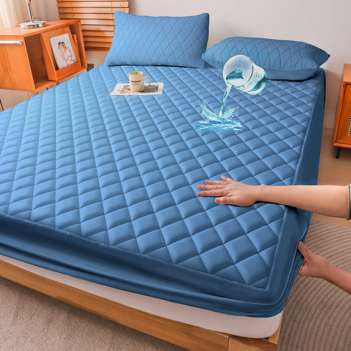 Quilted Bamboo Fiber Waterproof Mattress Cover Stain Resistant Protection