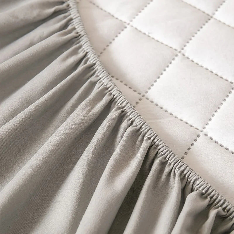 Quilted Bamboo Fiber Waterproof Mattress Cover Stain Resistant Protection